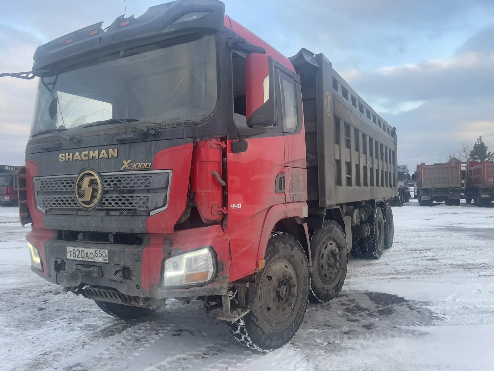 Shacman SX* 8x4 Самосвал