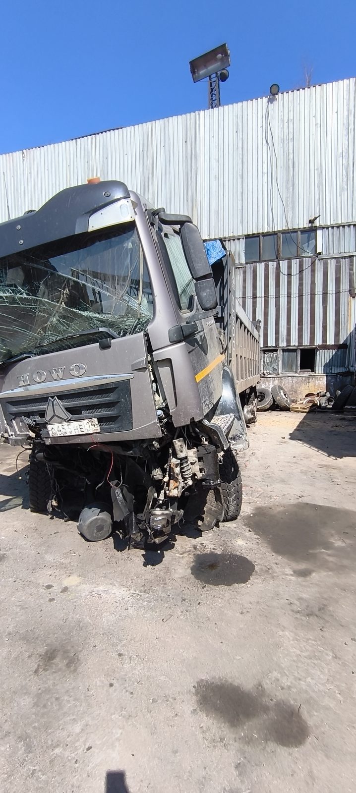 HOWO ZZ* 8x4 Самосвал