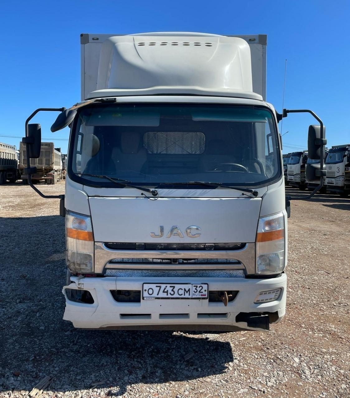 JAC 3008* на шасси JAC N120 Изотермический/рефрижератор