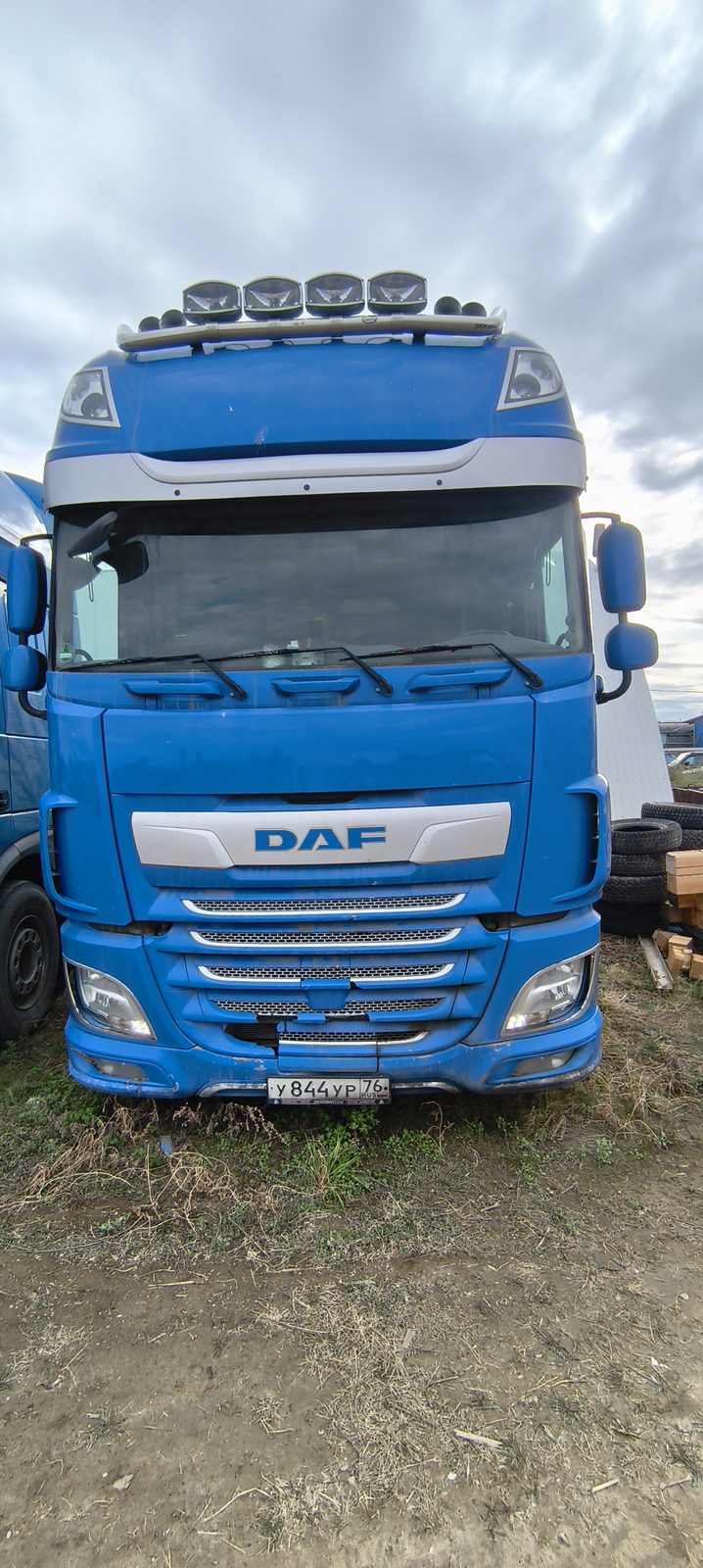 DAF XF 4x2 Седельный тягач