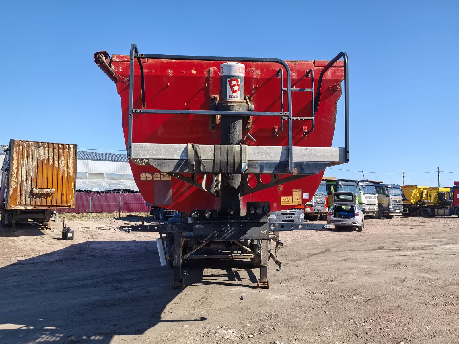 Wielton NW-3 Полуприцеп самосвальный