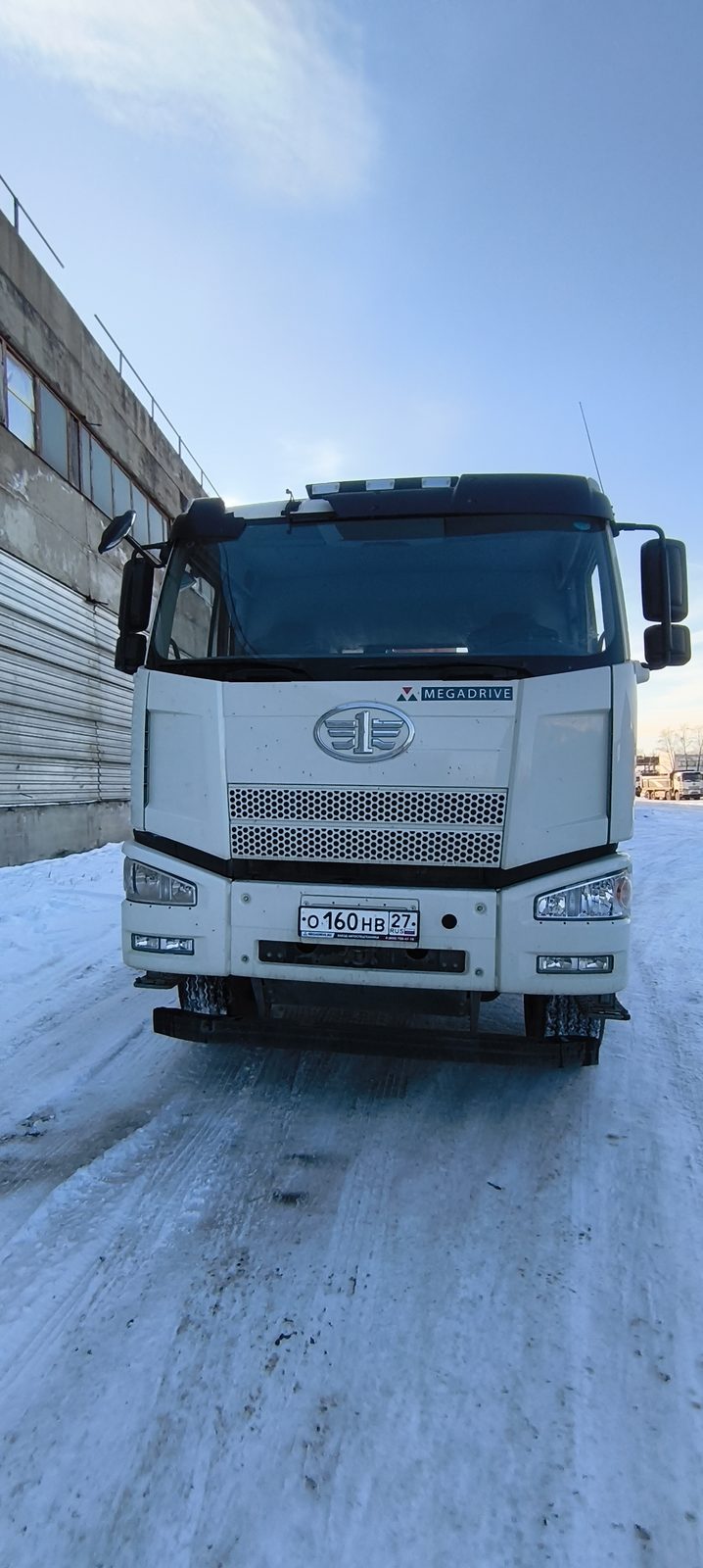 Айсин W0* на шасси FAW CA 3250 6x4 Бортовой с КМУ