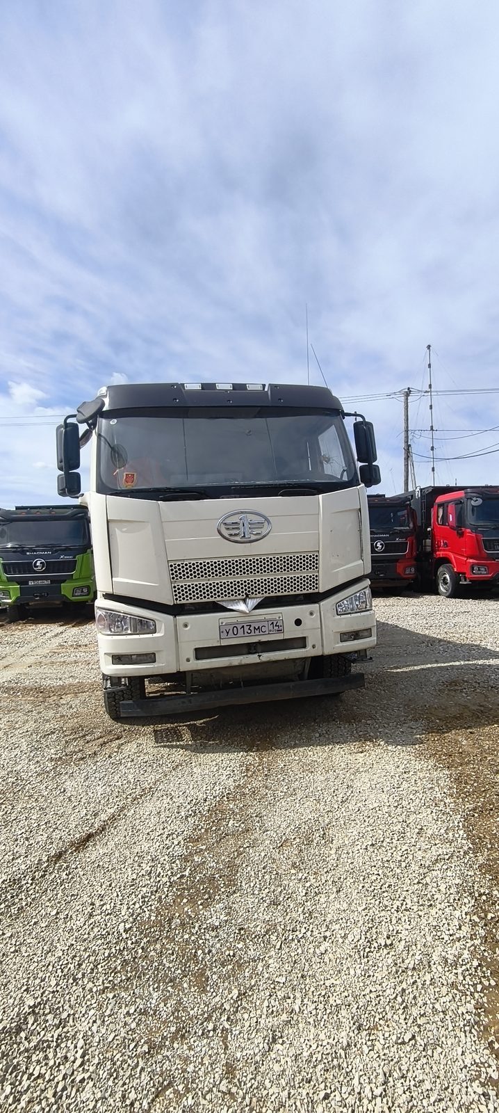 FAW J6 6x4 Самосвал