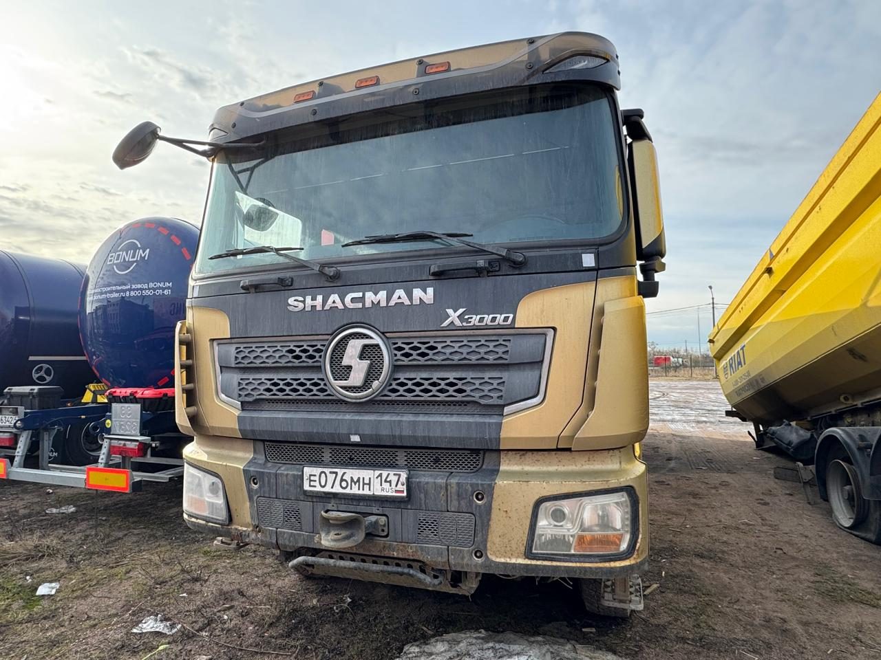 Shacman SX* 8x4 Самосвал