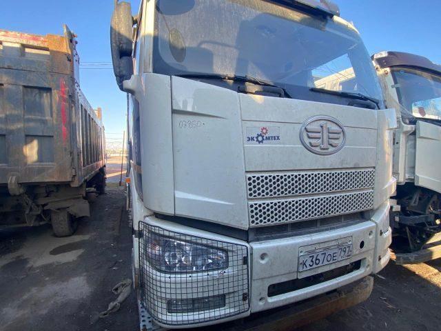 FAW J6