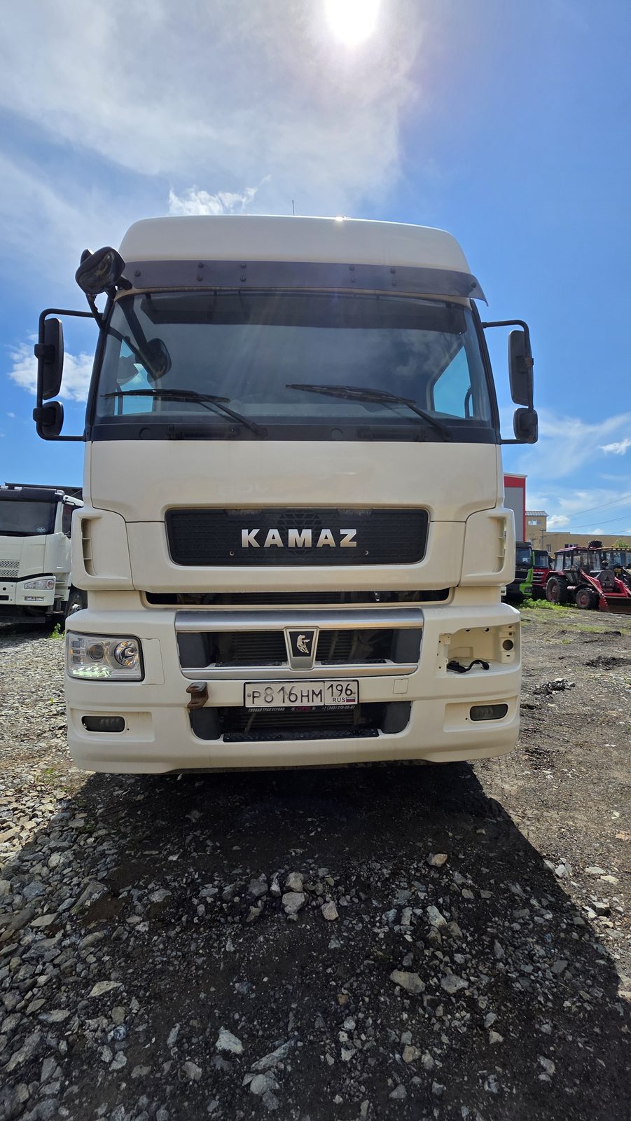 КАМАЗ М1840 4x2 Седельный тягач