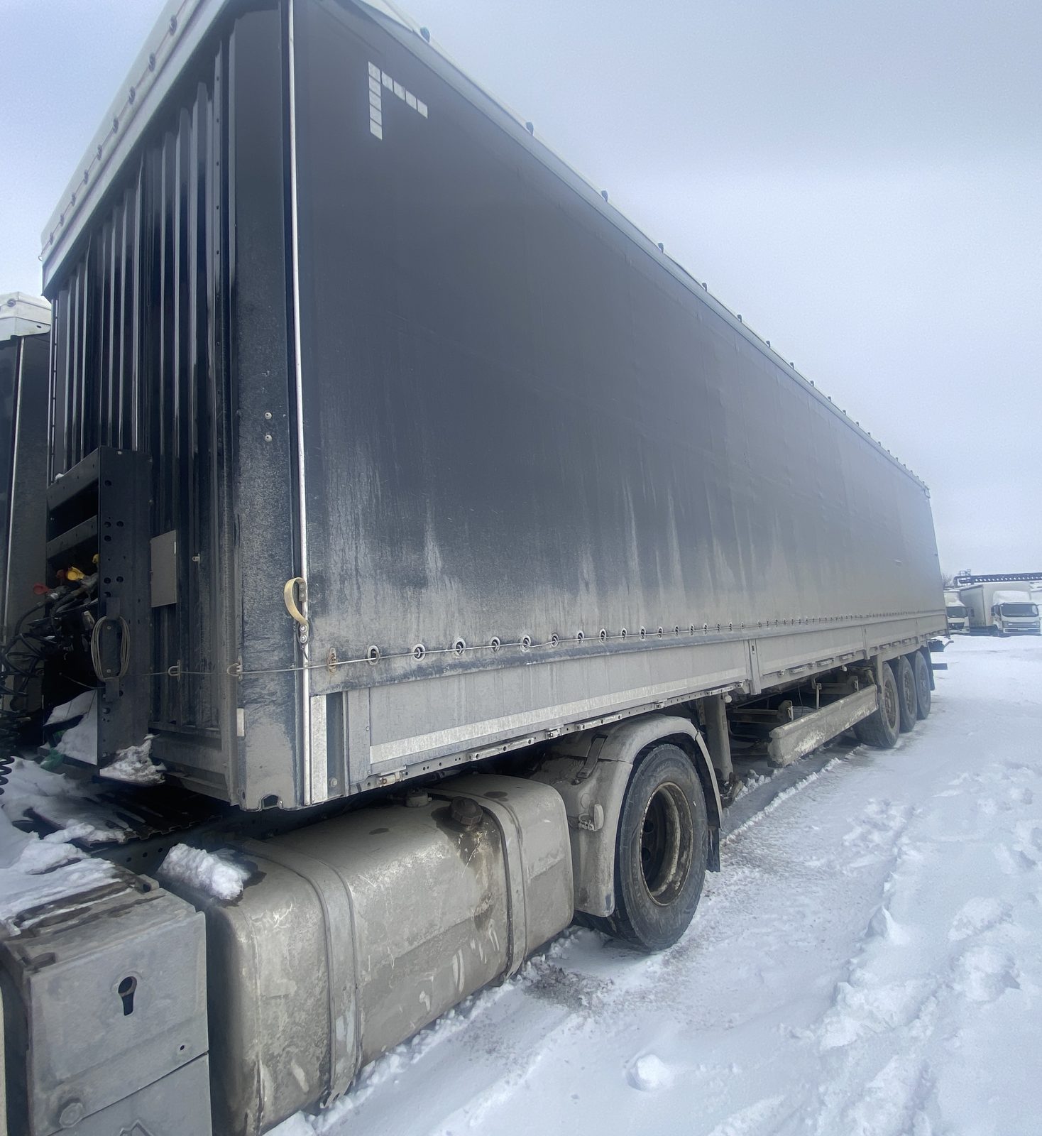 ISO MAXIMA Полуприцеп шторный