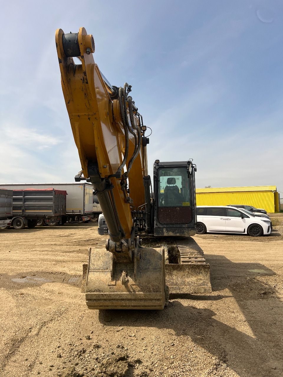 XCMG XE180* Экскаватор
