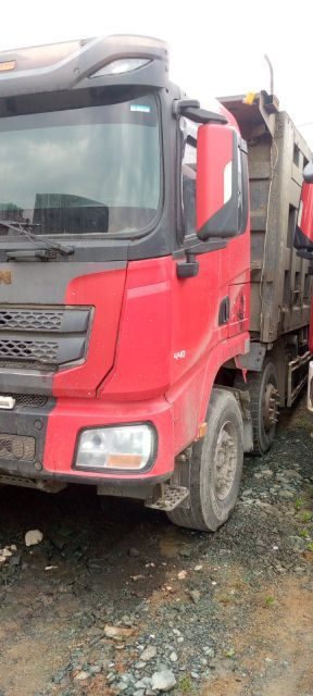 Shacman SX32586T384C