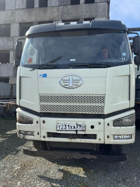 FAW J6