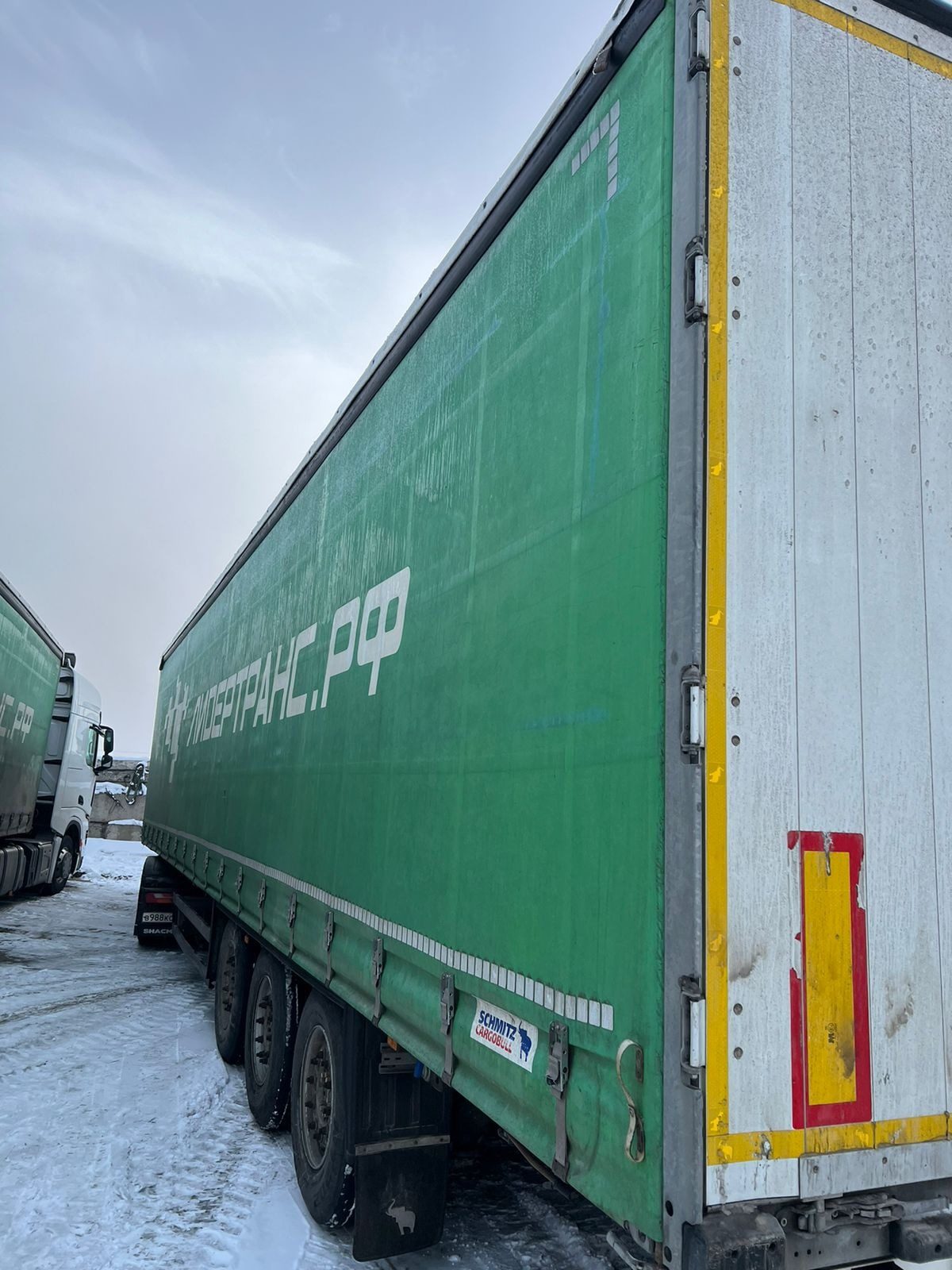 Schmitz 9084 Полуприцеп шторный