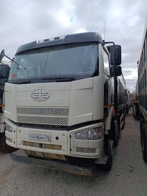 FAW J6