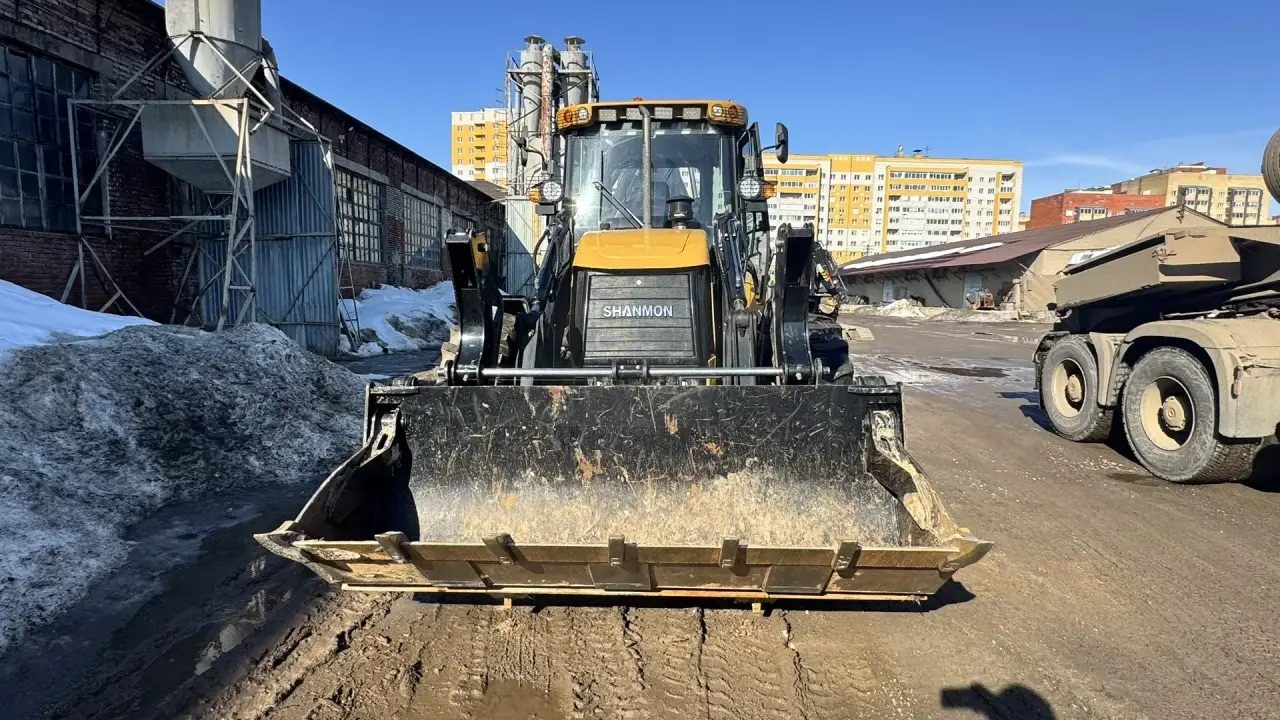 Shanmon 388 Экскаватор-погрузчик
