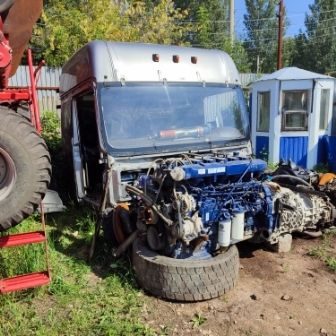 Тонар Седельный тягач JH6-T4X2