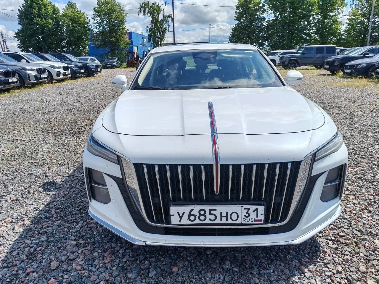 Hongqi H5