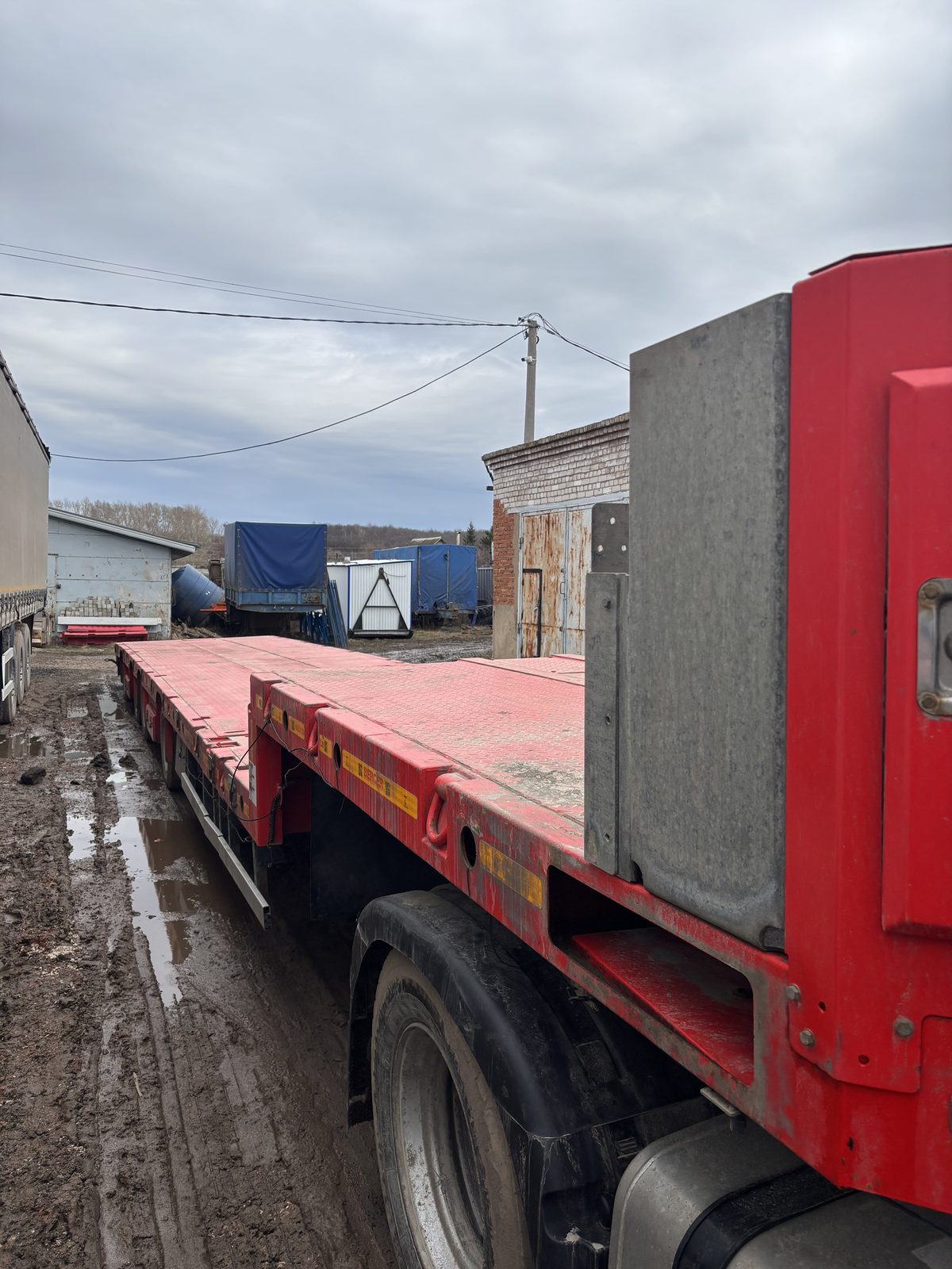 Бергер 9854* Полуприцеп тяжеловоз 4 оси