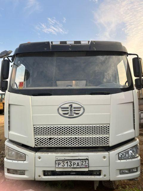 FAW J6