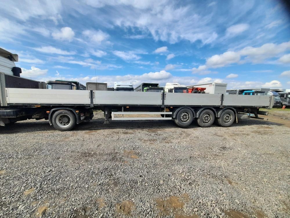 Grunwald 9453 Полуприцеп бортовой (евроборт)