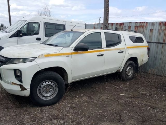 Mitsubishi Пикап Mitsubishi L200
