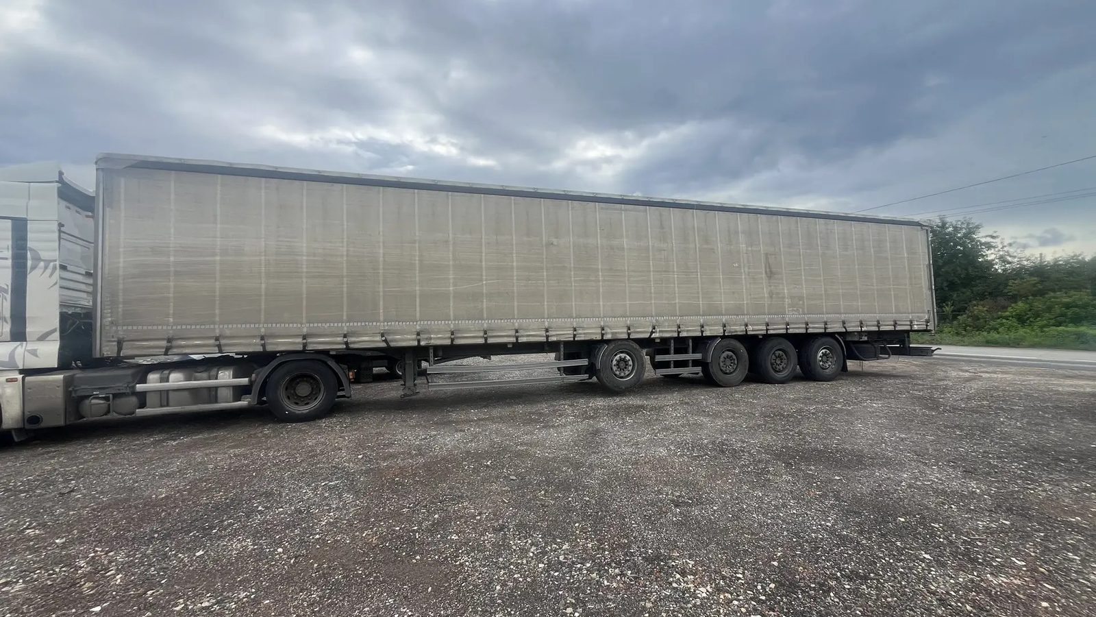 MAN 8794* Полуприцеп шторный