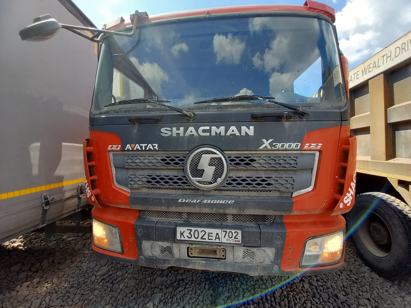 Shacman SX* 8x4 Самосвал