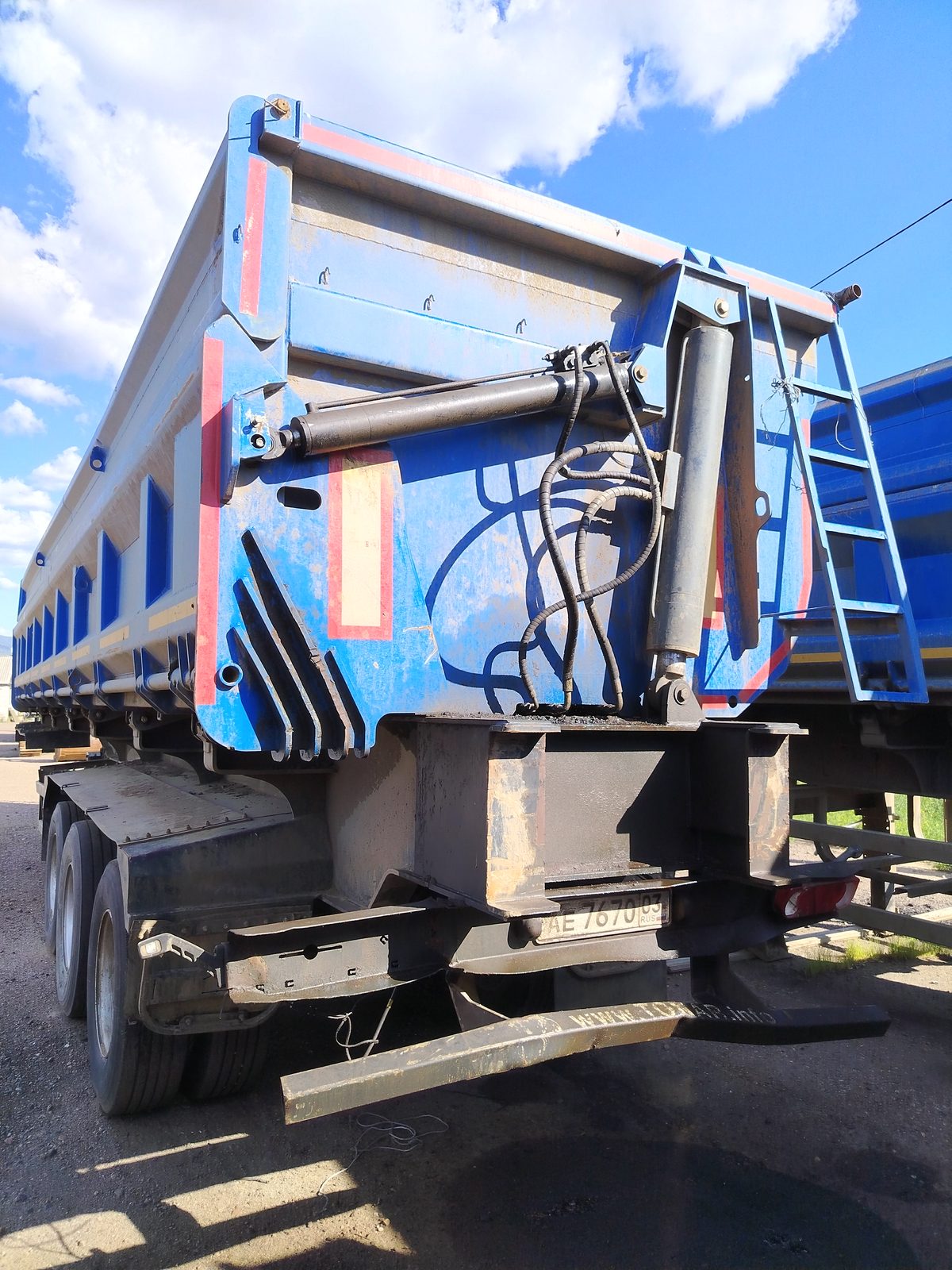 Тонар 9523 Полуприцеп самосвальный