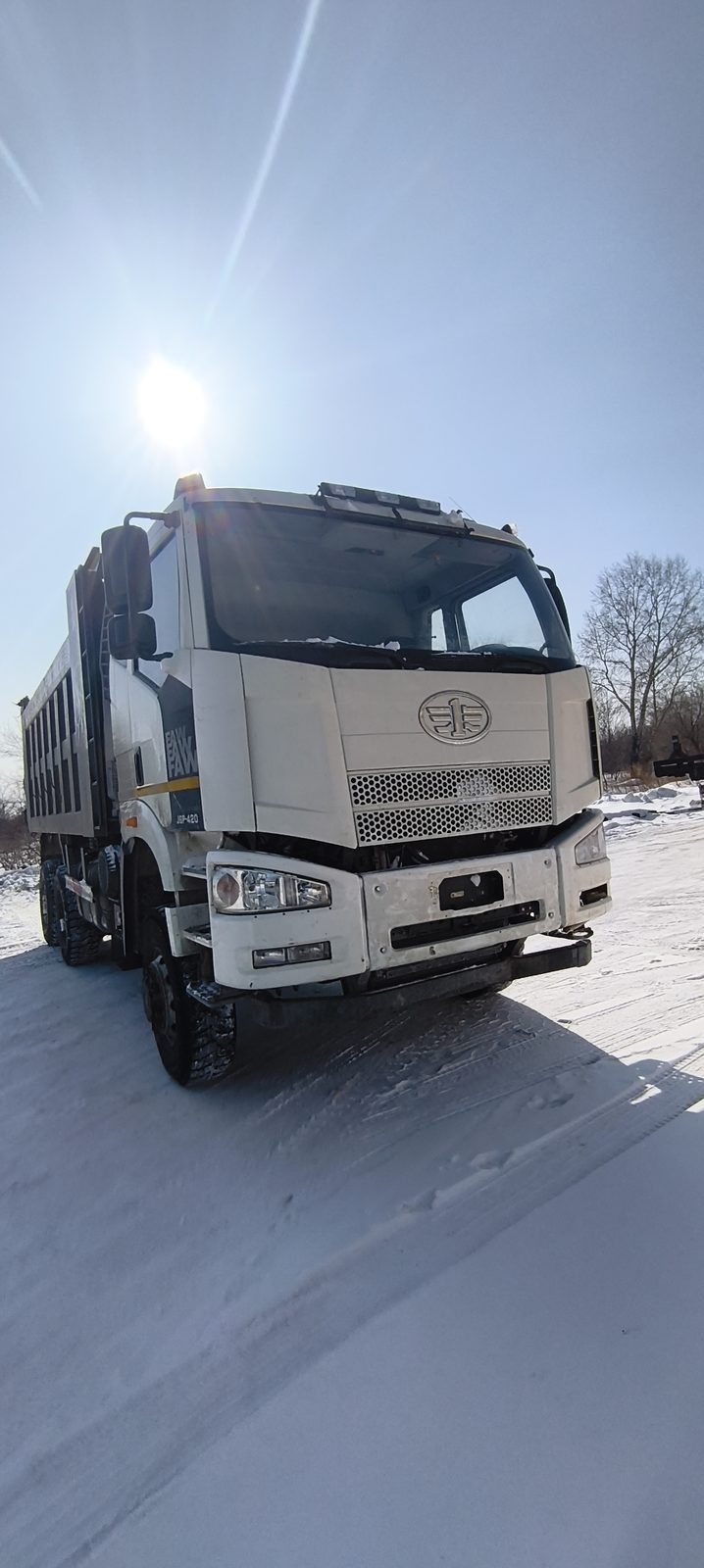 FAW J6 6x6 Самосвал