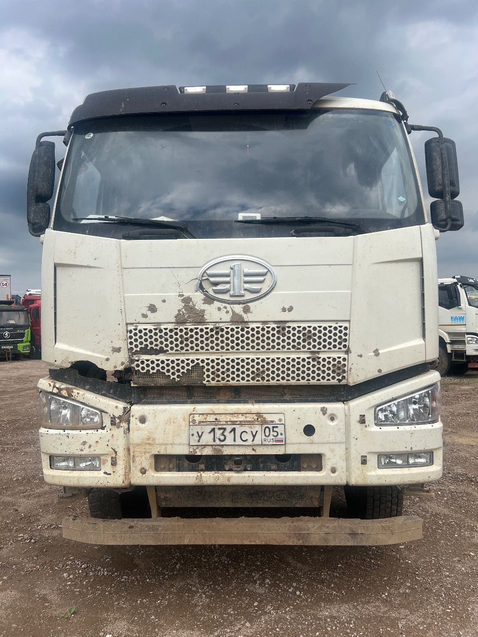 FAW J6 8x4 Самосвал