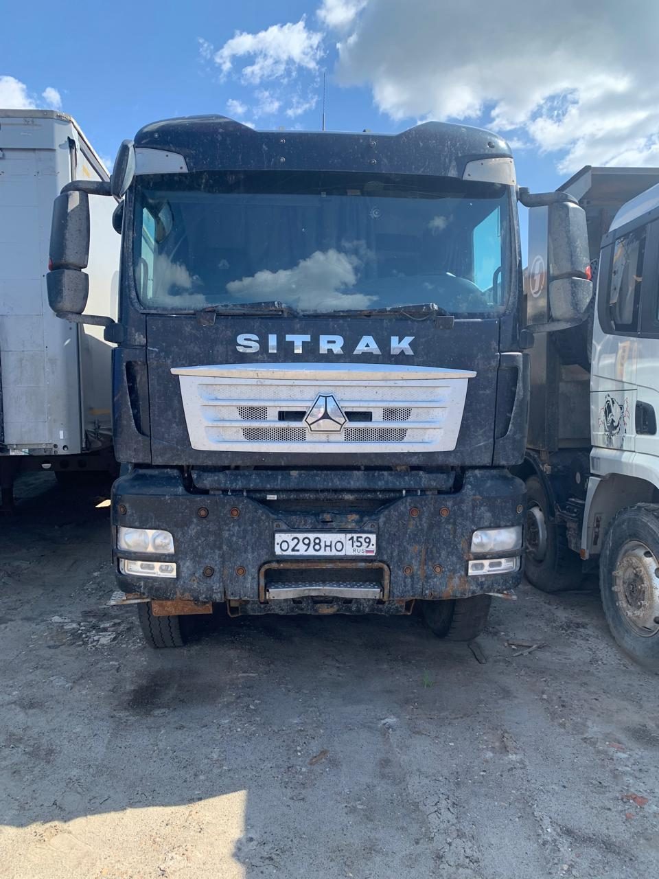 SITRAK C7H 6x4 Самосвал