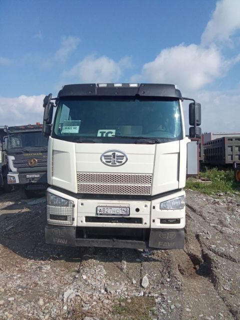 FAW J6