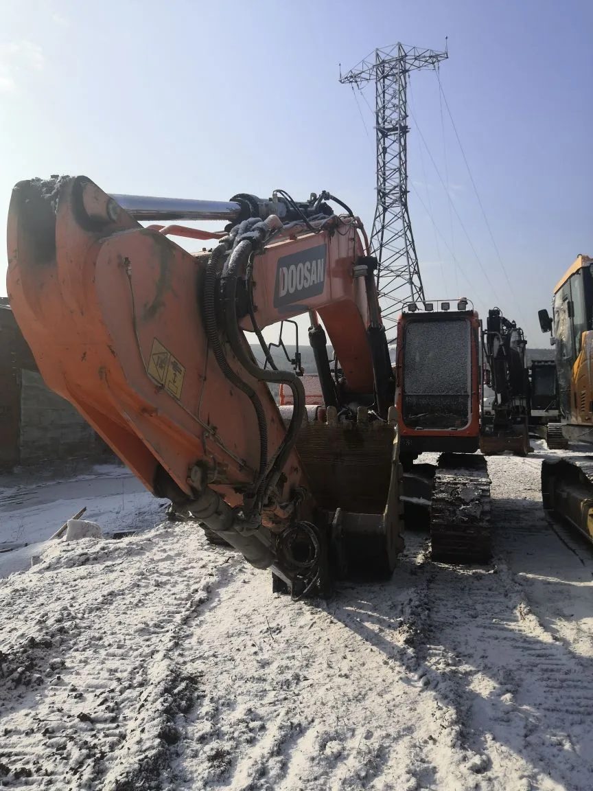 Doosan DX 300 Экскаватор
