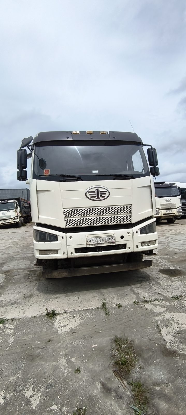 FAW J6 8x4 Самосвал