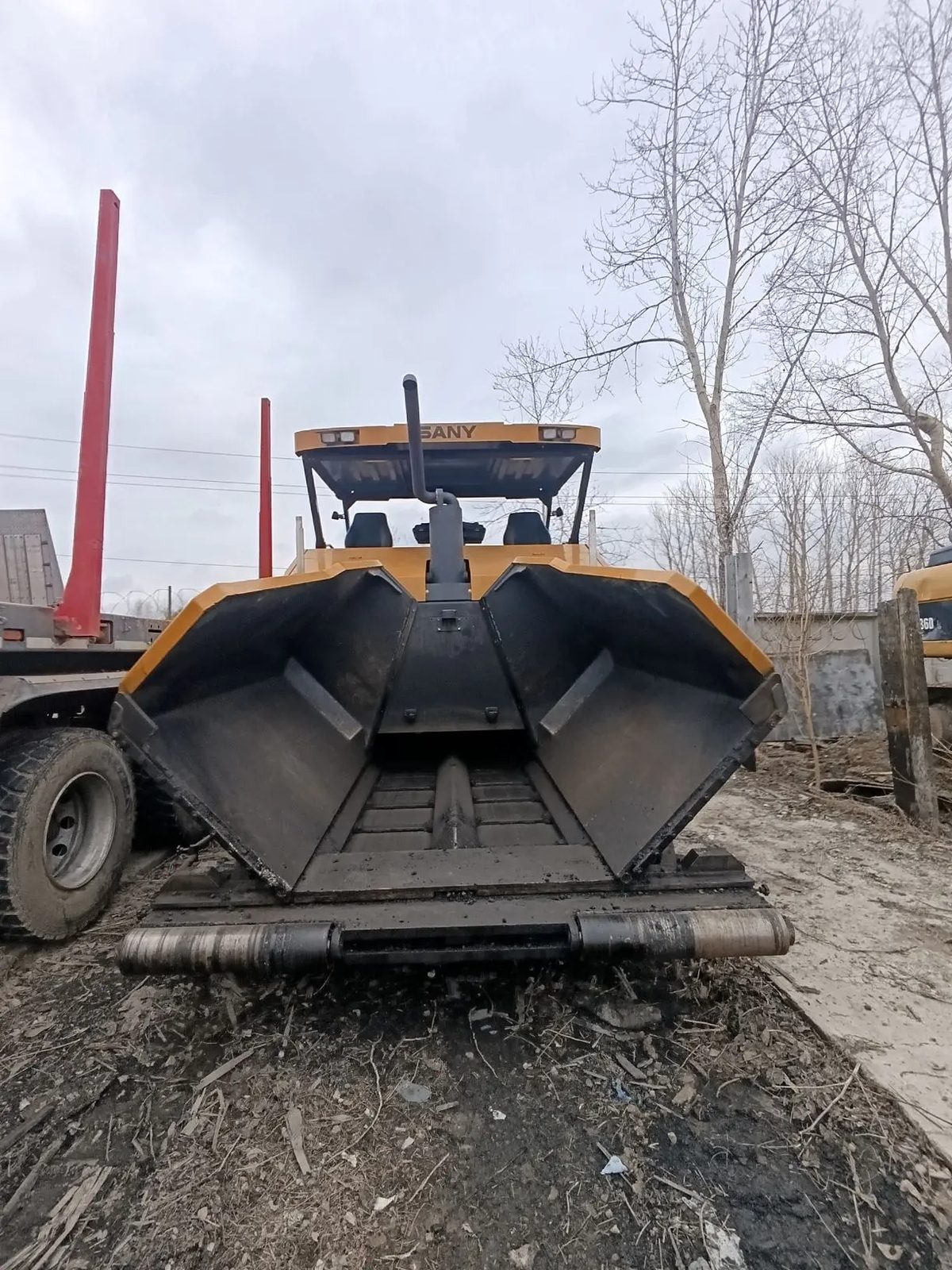 Sany SSP80* Асфальтоукладчик