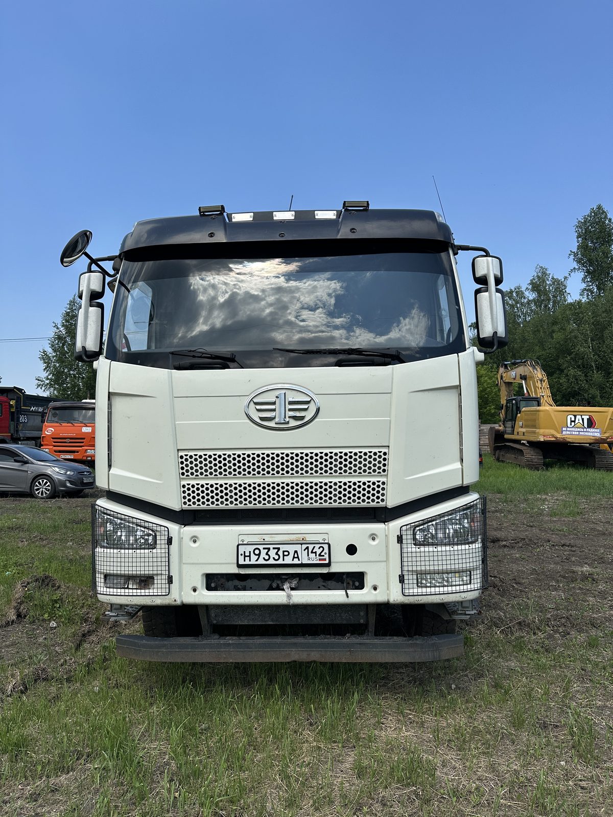 FAW J6 8x4 Самосвал