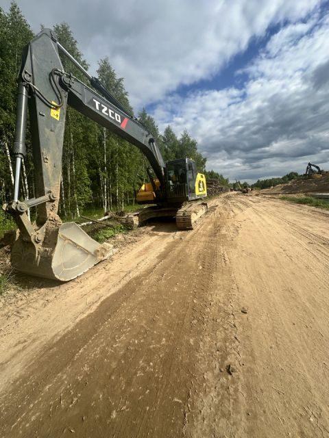 Экскаватор TZCO TZ260C3