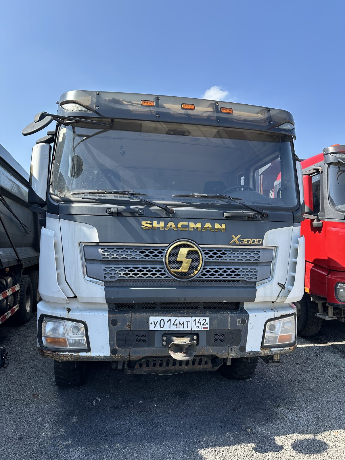 Shacman SX* 8x4 Самосвал