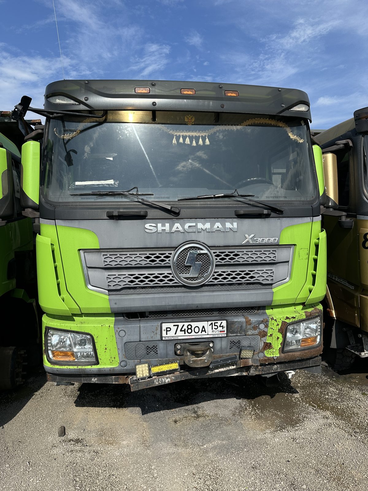 Shacman SX* 8x4 Самосвал
