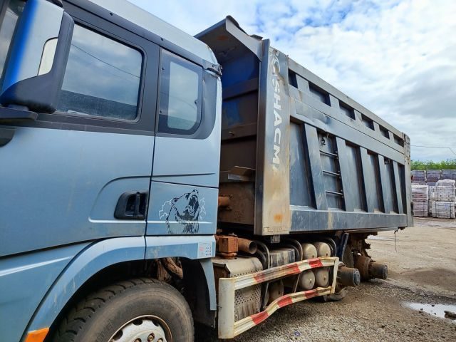 Shacman SX32586V384