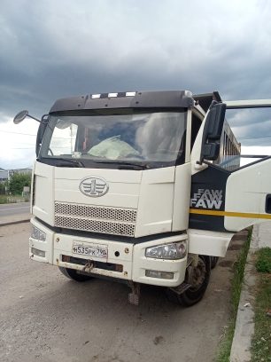 FAW J6 8x4 Самосвал