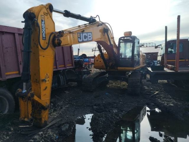 JCB Экскаватор JCB JS305LC