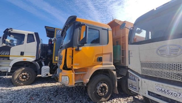 Shacman SX33186T366