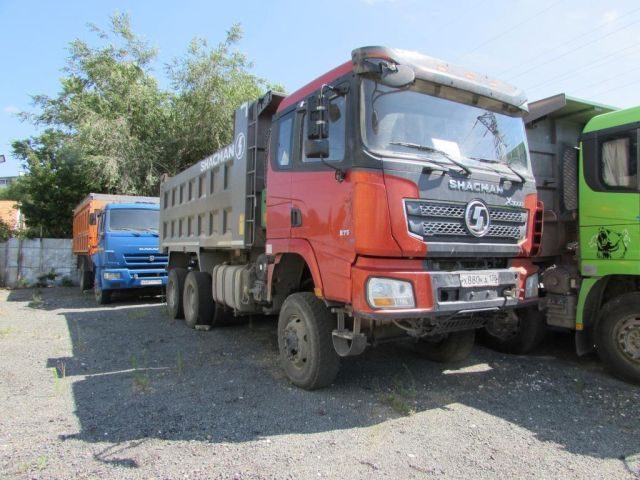 Shacman SX32586T385