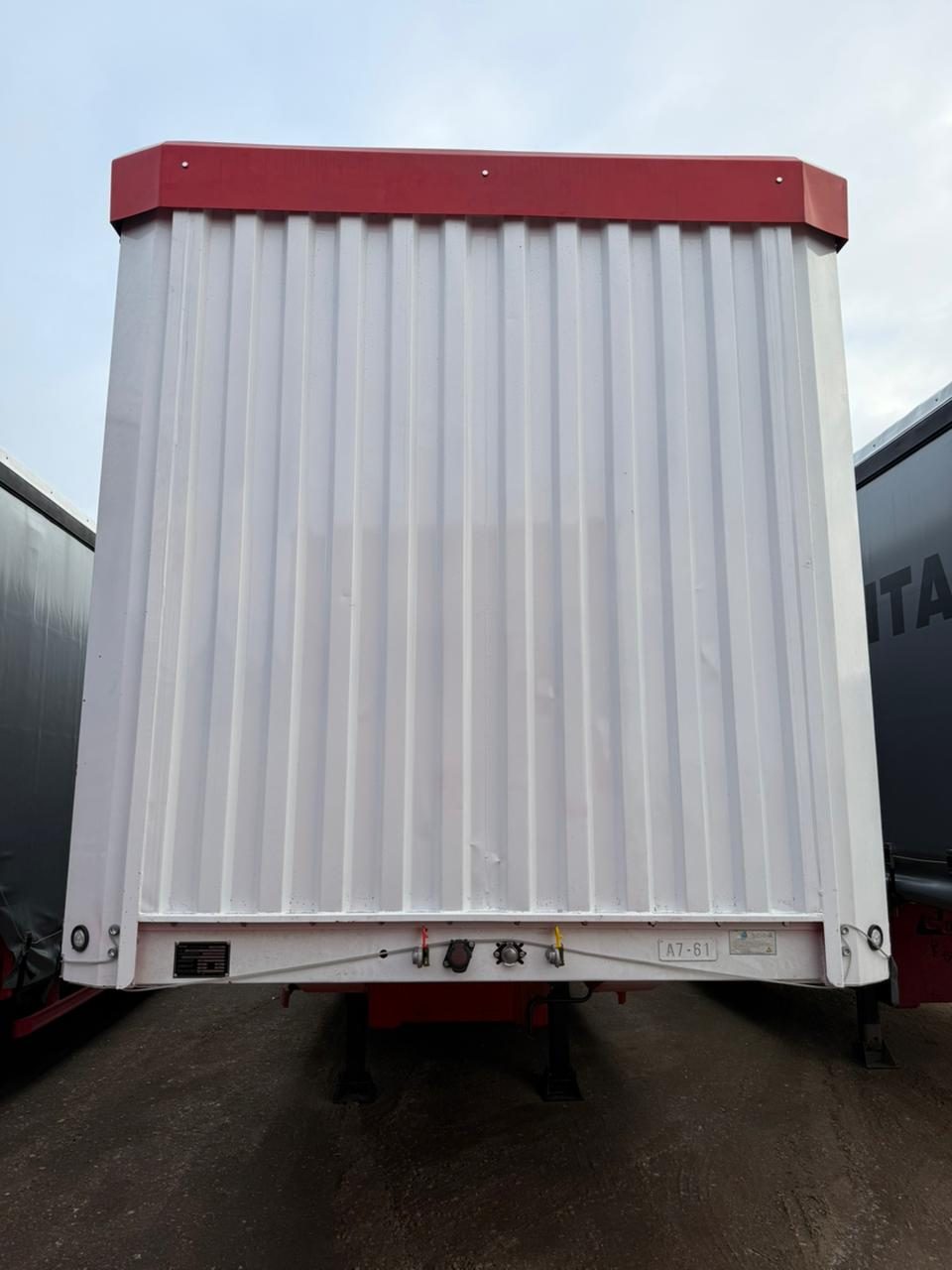 ЭВЭН TITAN226* Полуприцеп шторный