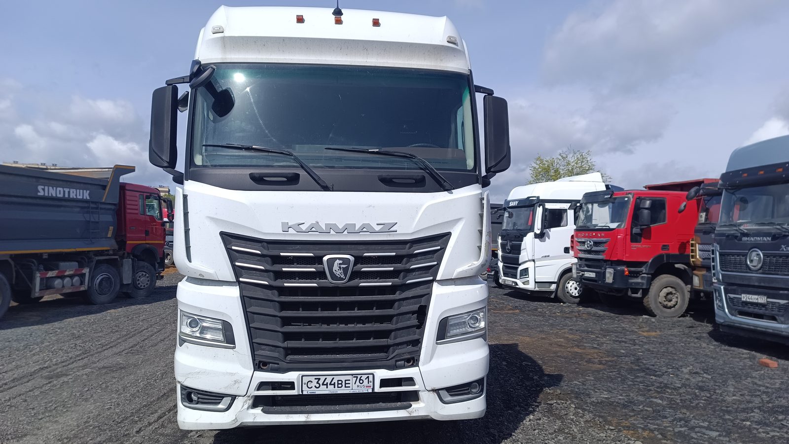 КАМАЗ М1945 4x2 Седельный тягач