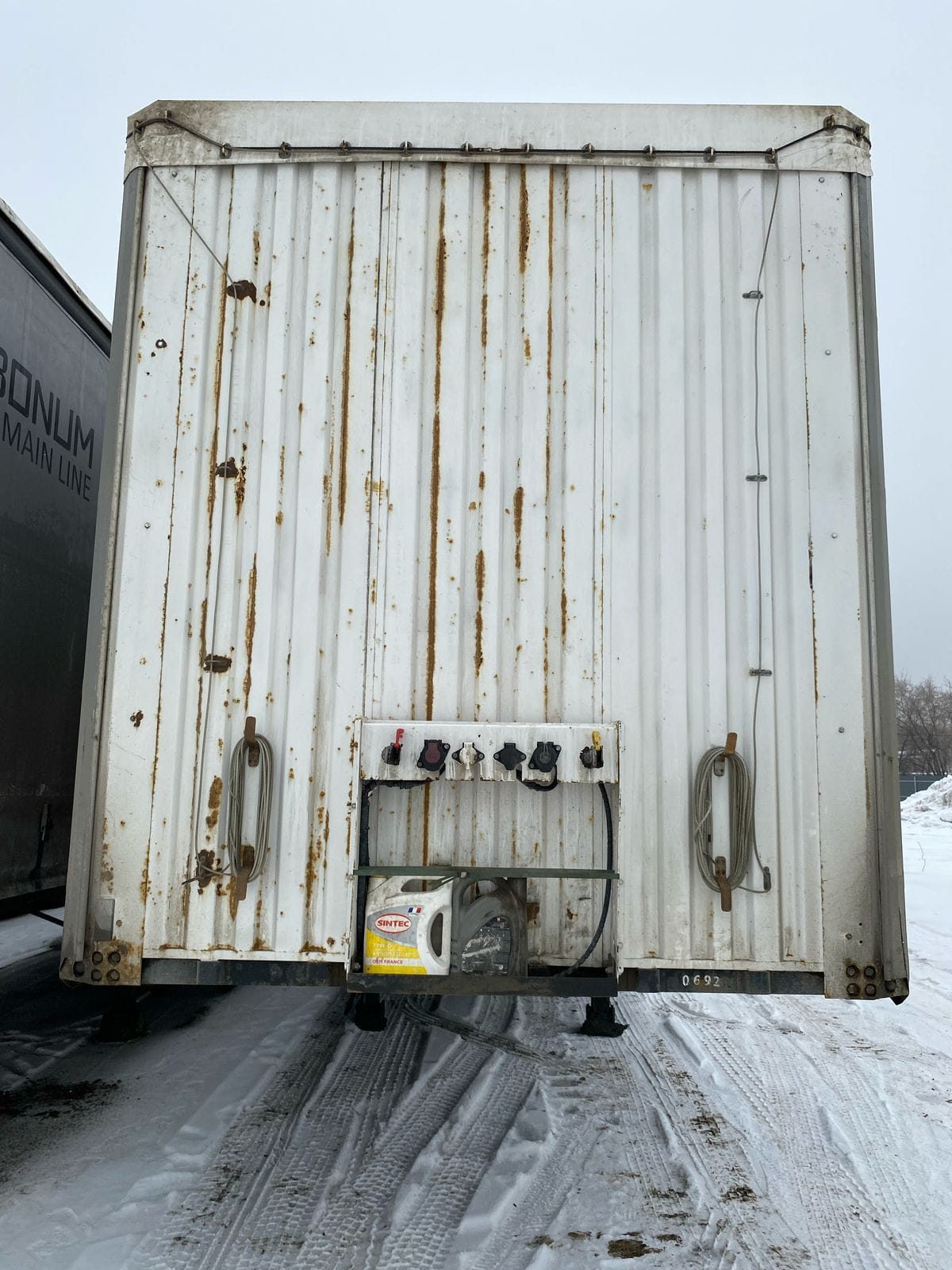 МАЗ 5885* Полуприцеп шторный