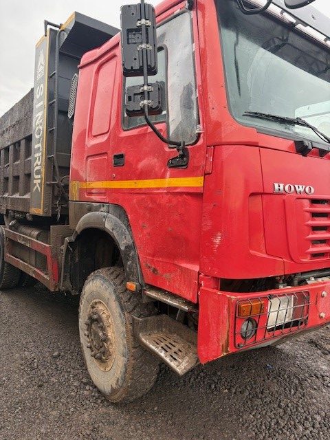 HOWO ZZ* 6x6 Самосвал