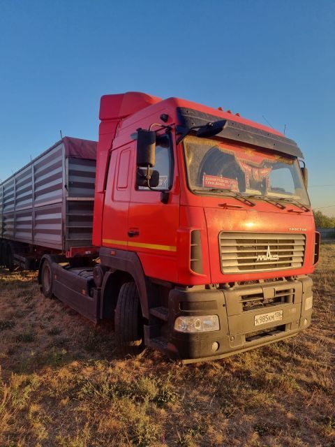 МАЗ 544028