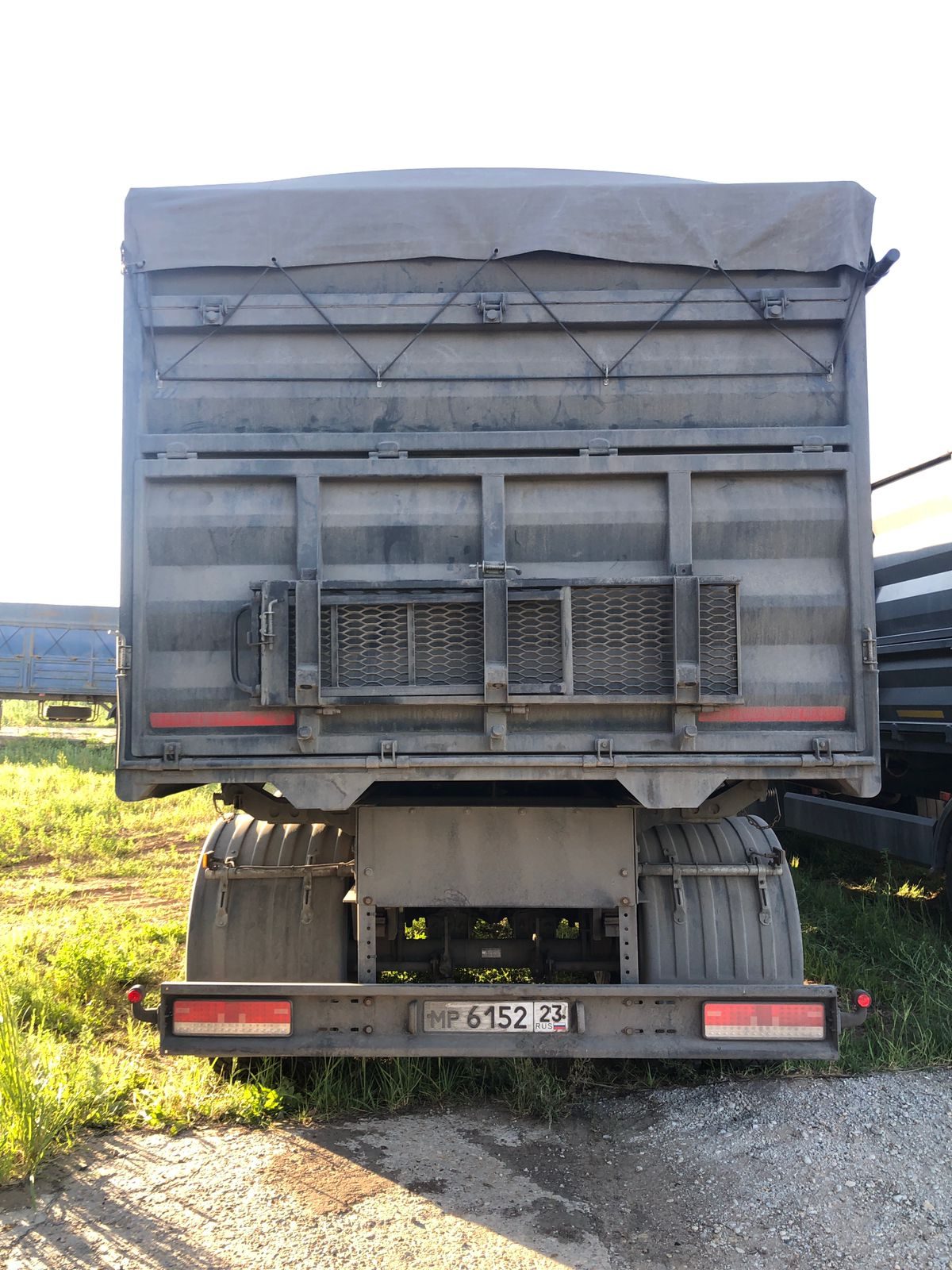 Машино-деталь 8785* Прицеп зерновоз