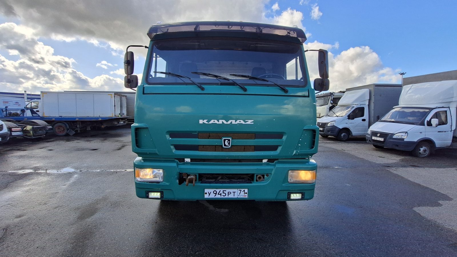 Планета 5529* на шасси КамАЗ 65115 6x4 Зерновоз