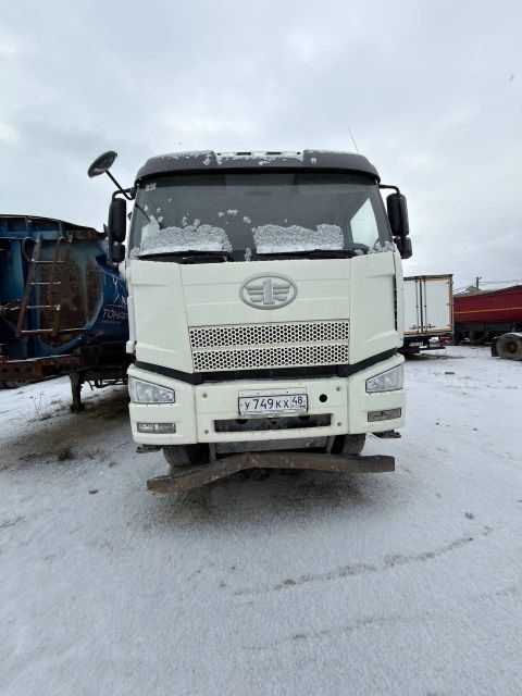 FAW J6